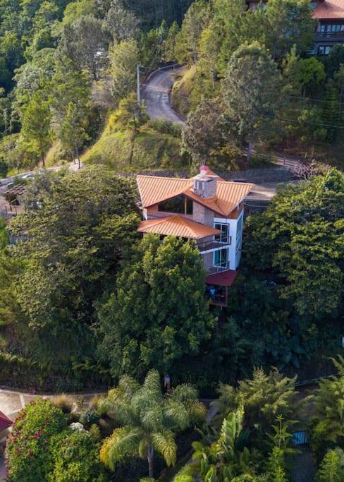 Mansion Dubai-Mountain-Jacuzzi-4Br-Jamaca De Dios Villa Jarabacoa Dış mekan fotoğraf